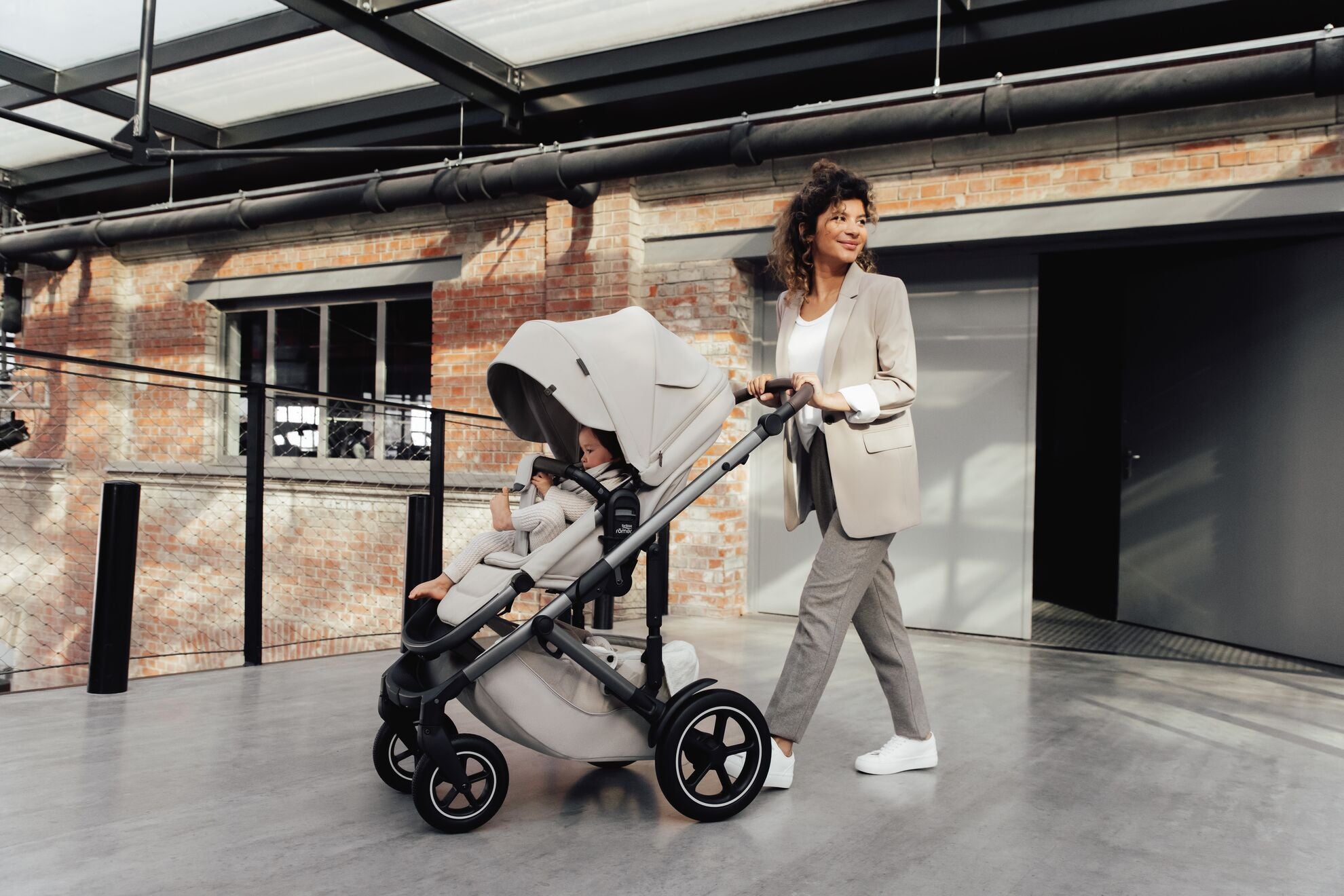 Britax Smile 5z - Soft Taupe